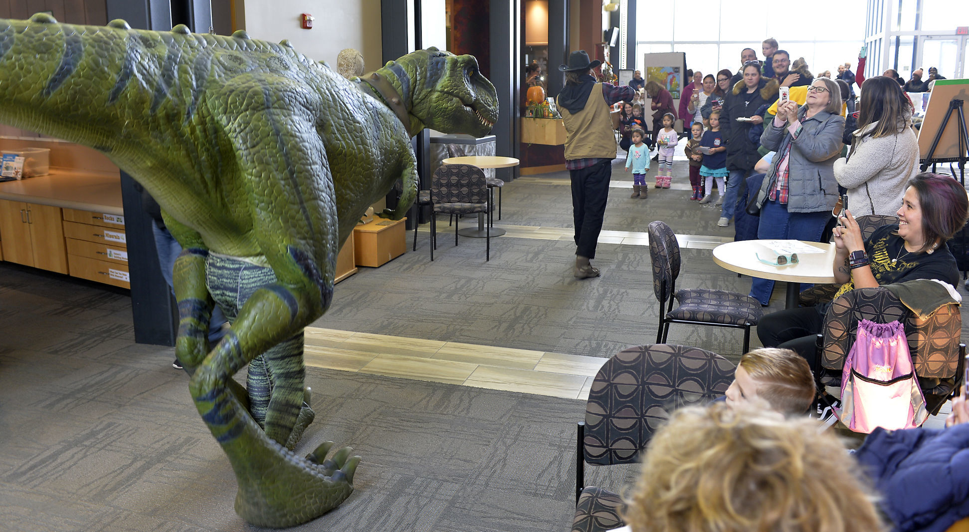 PUBLIC MUSEUM DYNAMITE DINOSAURS